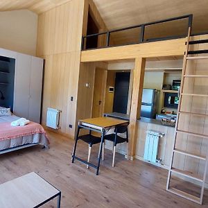 Hermoso Monoambiente Con Entrepiso, Para 3 Personas, Excelente Ubicacion Y Vista. 23V5